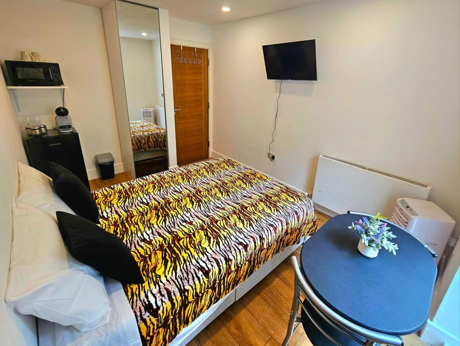 Oliver Double Room London Exterior photo
