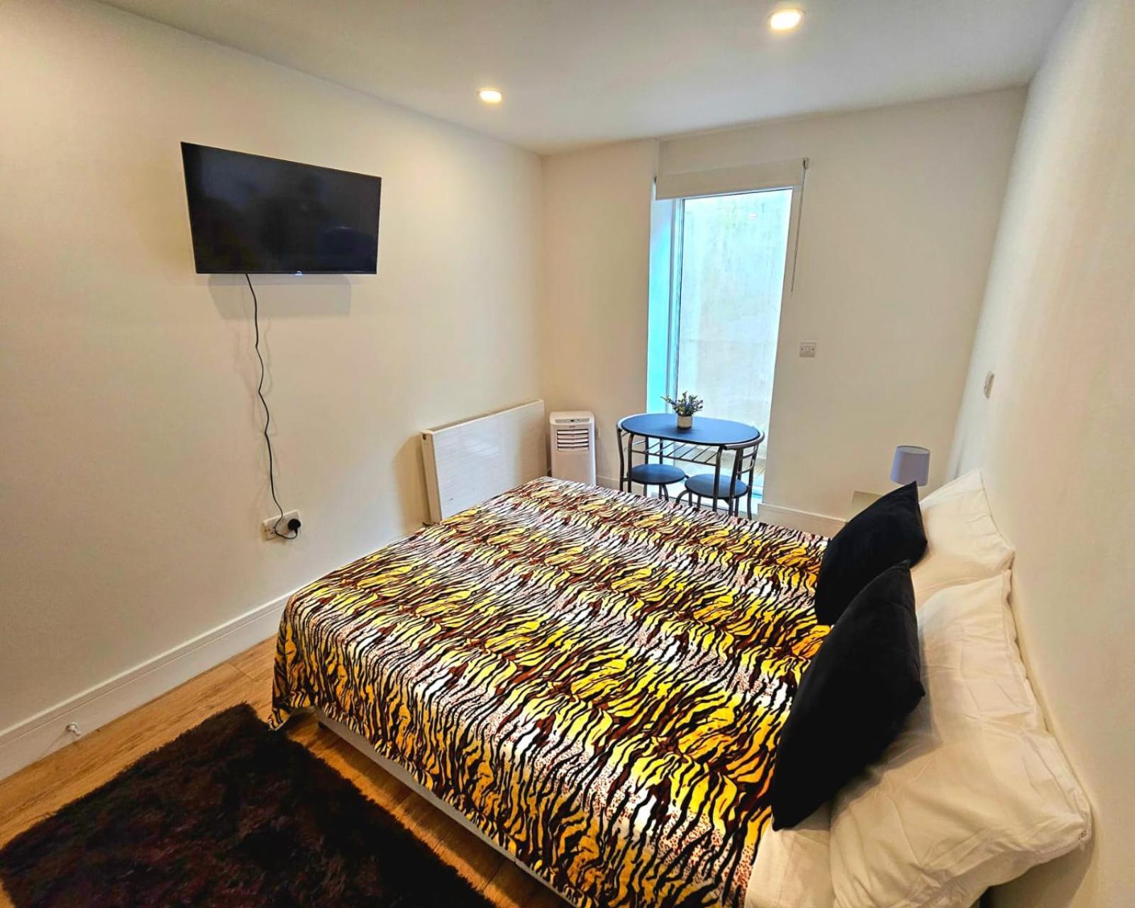 Oliver Double Room London Exterior photo