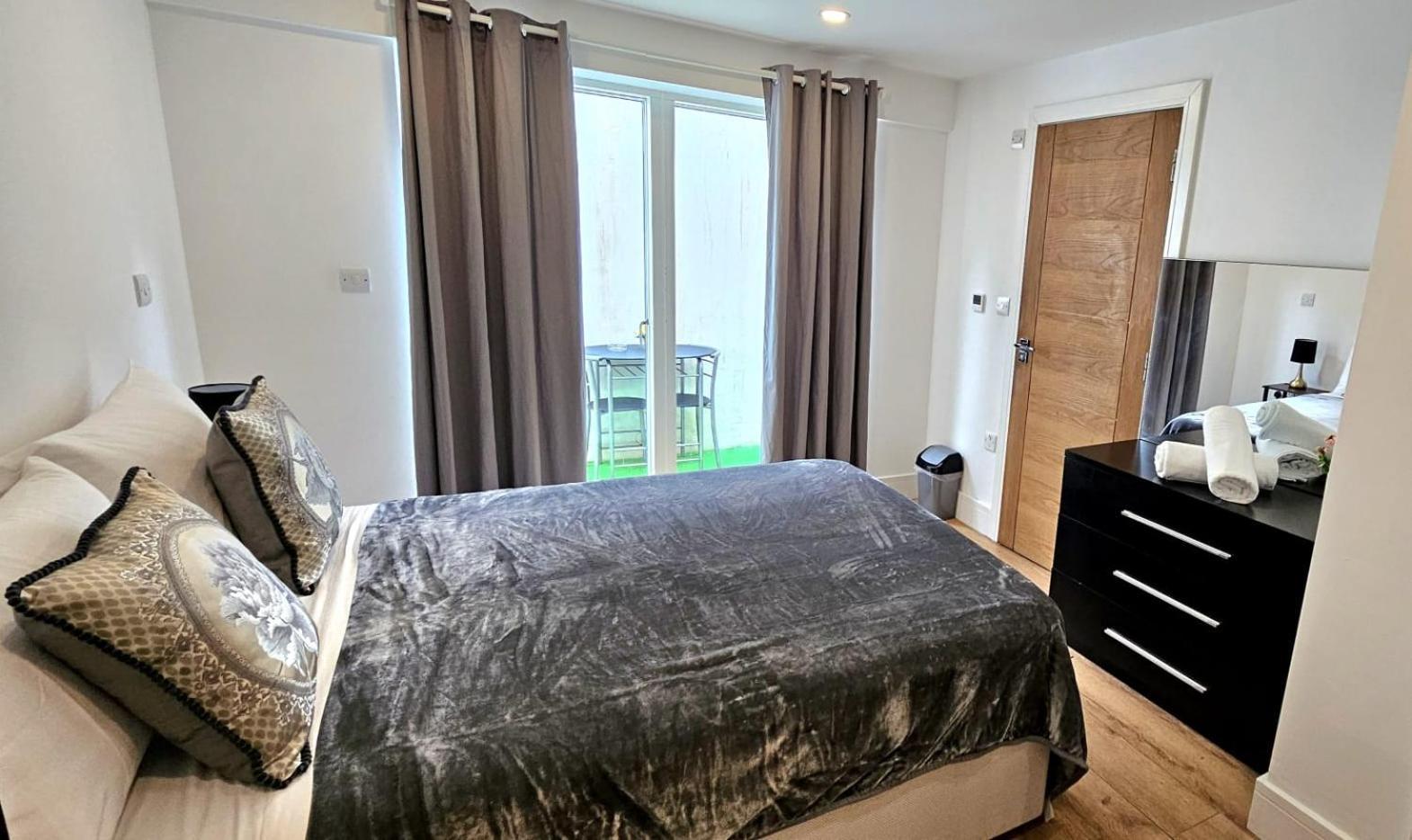 Oliver Double Room London Exterior photo